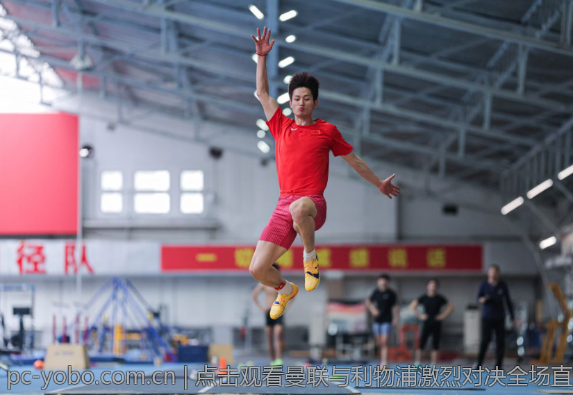 点击观看曼联与利物浦激烈对决全场直播